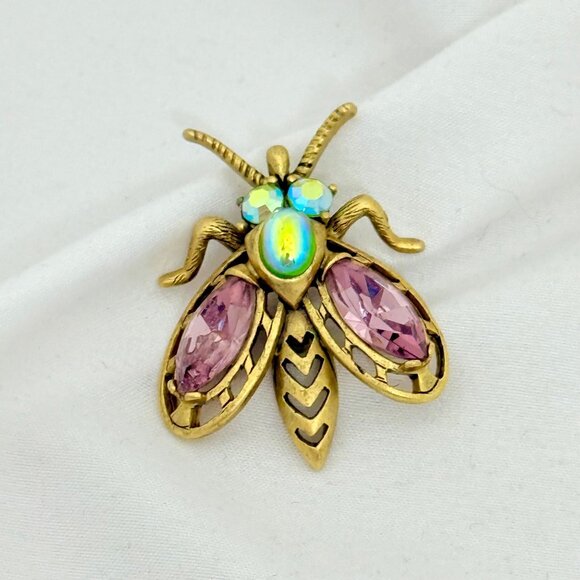 Vintage Gold-Tone Bee/Bug Brooch With Iridescent Cabochon/Rhinestones/Crystals - Picture 2 of 7